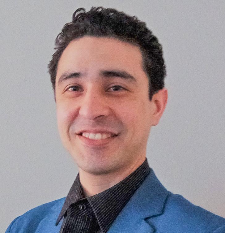 Adrian Gallard headshot