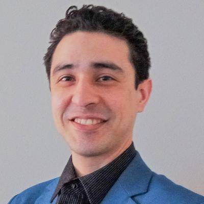 Adrian Gallard headshot
